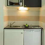Апарт-отель Appart'city Confort Centre 3*