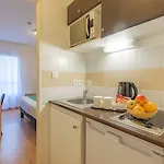 Appart'city Confort Centre شقة فندقية نانت