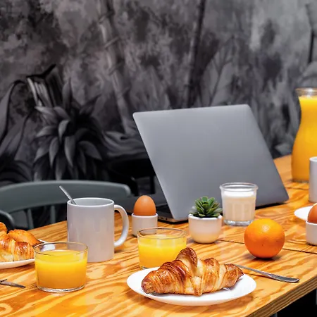 Apart Otel Appart'city Confort Centre 3*
