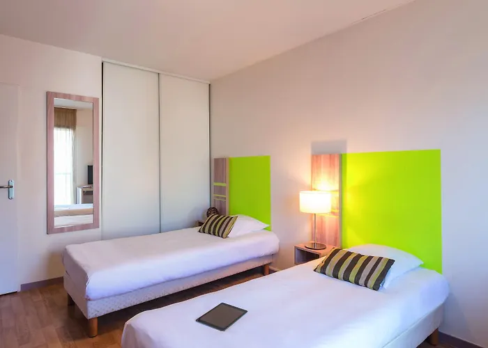 Appart'city Confort Centre Aparthotel 3*