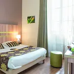 Appart'city Confort Centre Aparthotel 3*