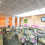 Appart'city Confort Centre Aparthotel Nantes