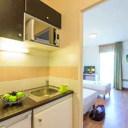 Appart'city Confort Centre 3* נאנט