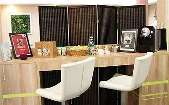 Appart'city Confort Centre Aparthotel 3*
