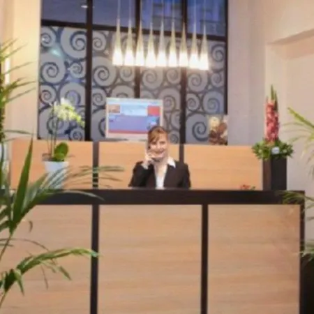 Appart'city Confort Centre מלון דירות 3*