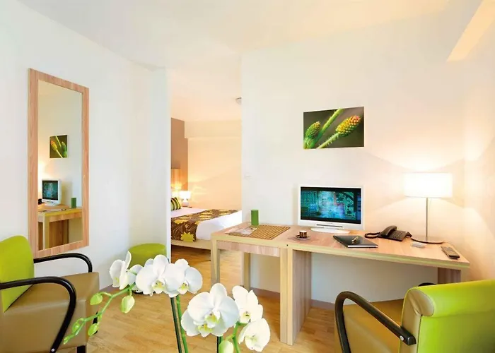 Appart'city Confort Centre 3* Nantes