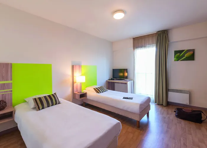 Appart'city Confort Centre Aparthotel 3*